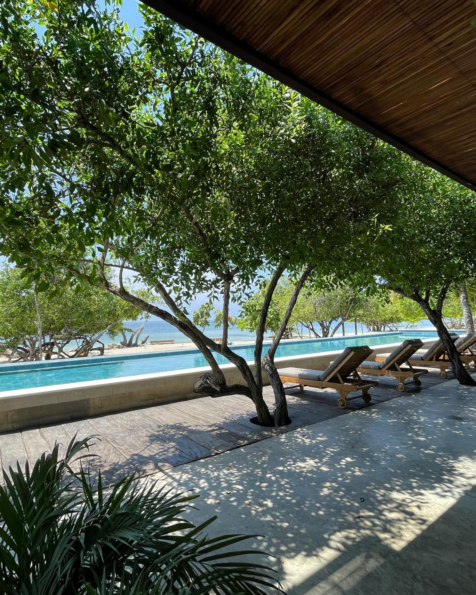Sabai Beach Hotel Baru Exterior photo